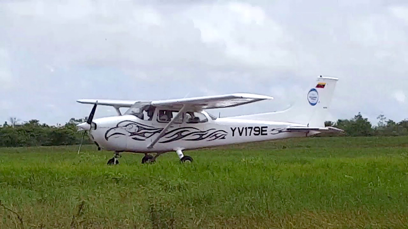 Dos fallecidos al caer avioneta en Maturin