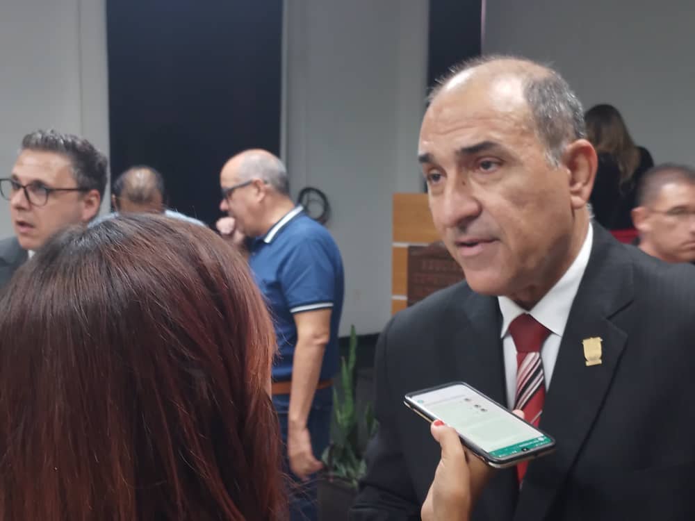 Adán Celis presentó en ACIL