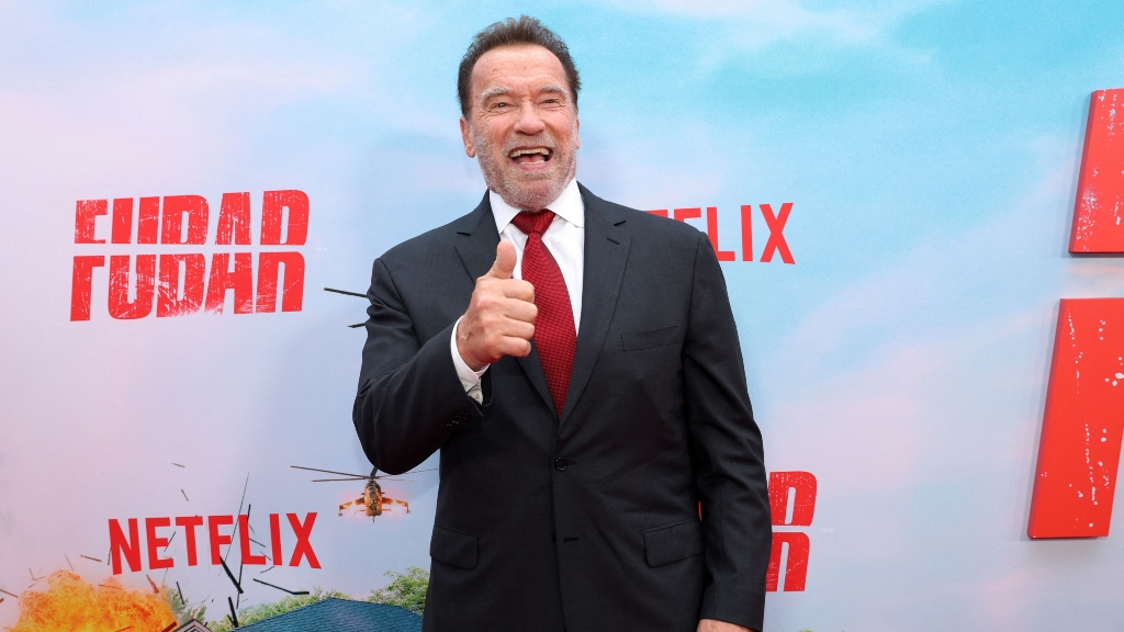 Arnold Schwarzenegger agradece apoyo de Venezuela a Fubar