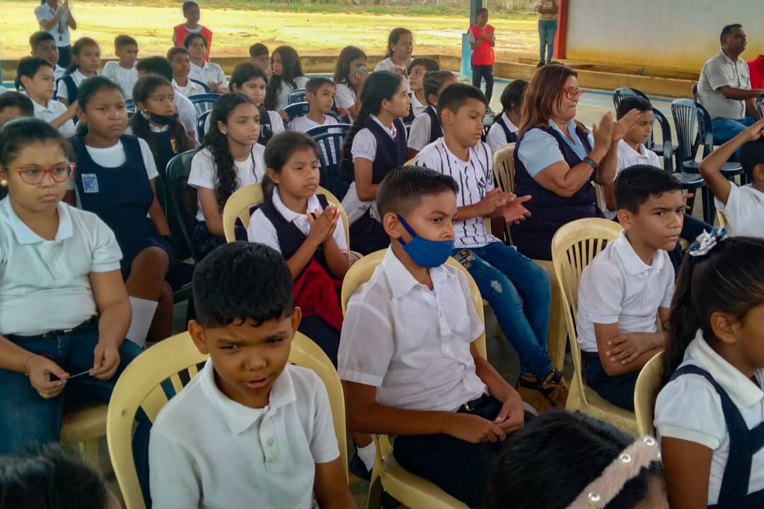Brincomiles escuela Juana de Ávila en Maracaibo