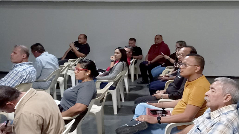 Caicoc y empresarios revisan proyecto de Reforma de Impuestos
