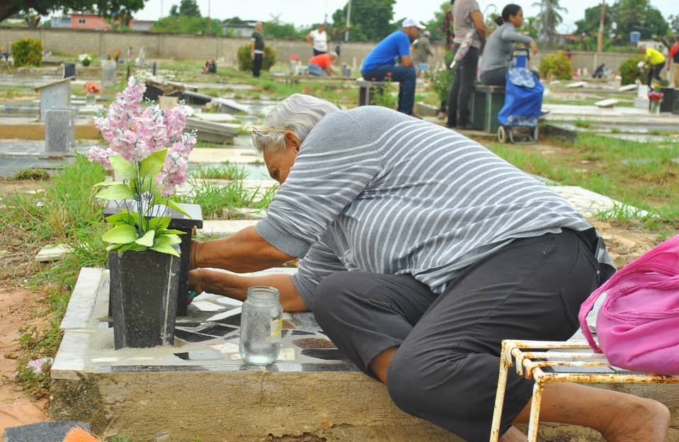 Día de las Madres cementerio