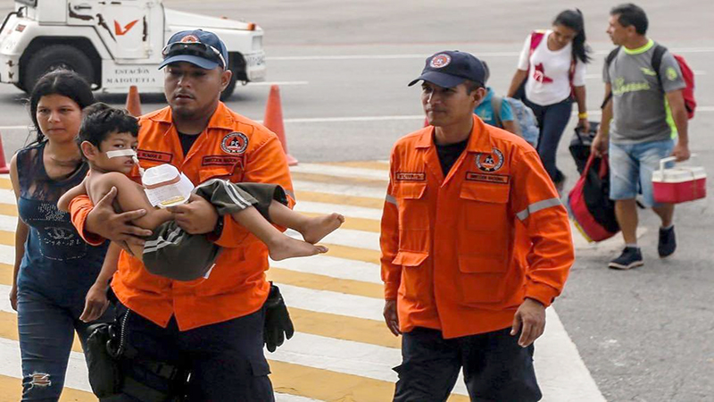 Autoridades llevaron a cabo este martes varias acciones, como evacuaciones y limpieza de vías, para atender emergencias causadas por las lluvias en 5 de los 23 estados del país, informó el ministro de Relaciones Interiores, Justicia y Paz, Remigio Ceballos.