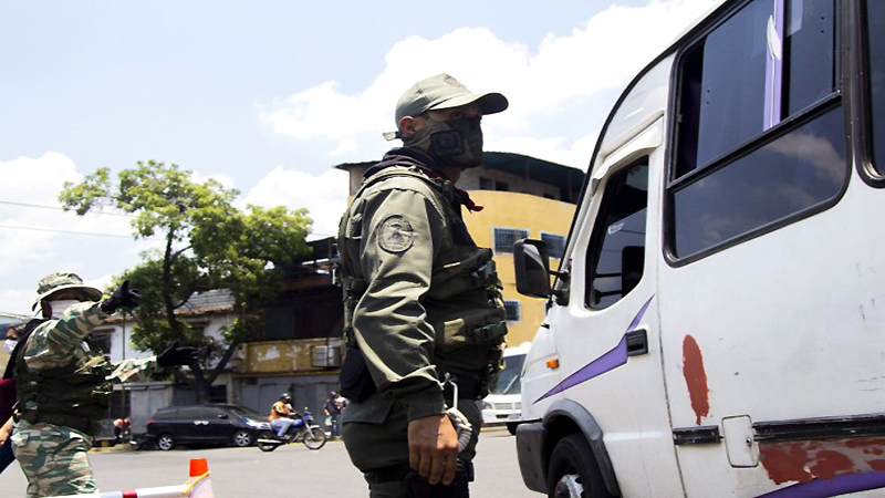 Lo que debes saber al momento de ser retenido en una alcabala