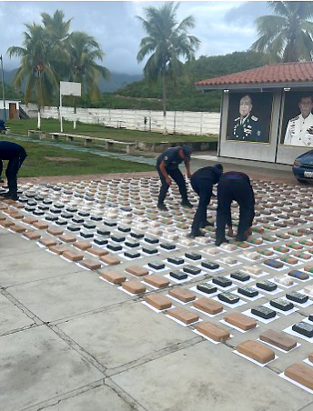 PNB incautó en una casa 612 panelas de marihuana en Sucre