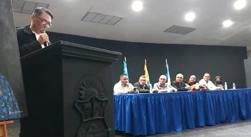 Sesión artistas plásticos de la COL