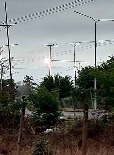 Sin luz a campos petroleros de Bachaquero
