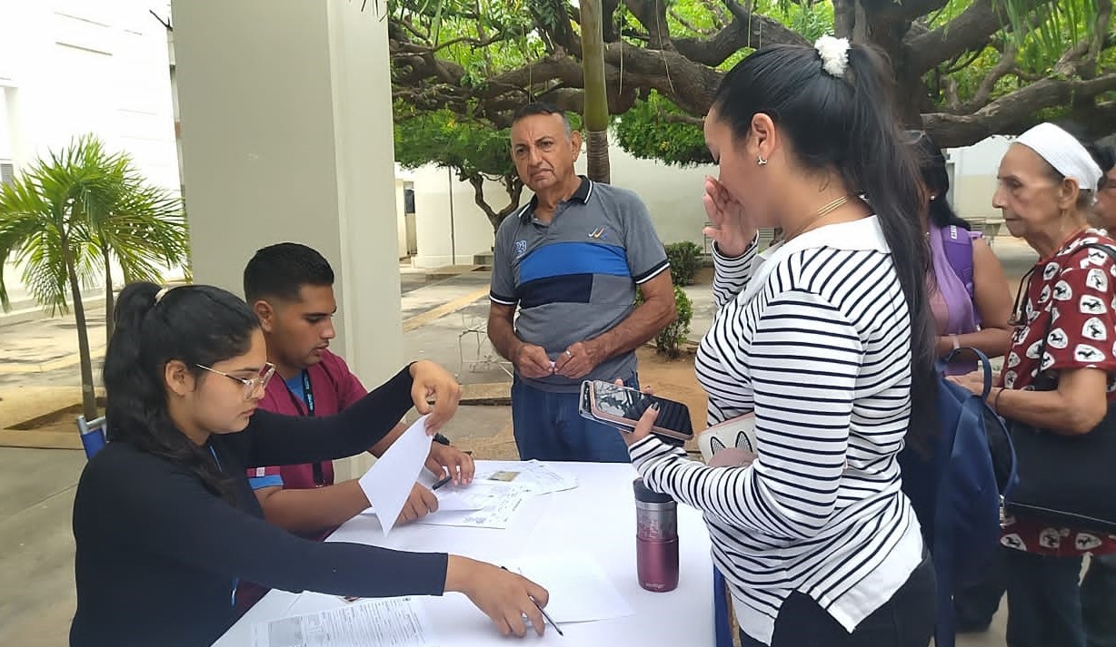 Jornada de la Facultad de Medicina CNP Zulia gobernación y Cruz Roja 