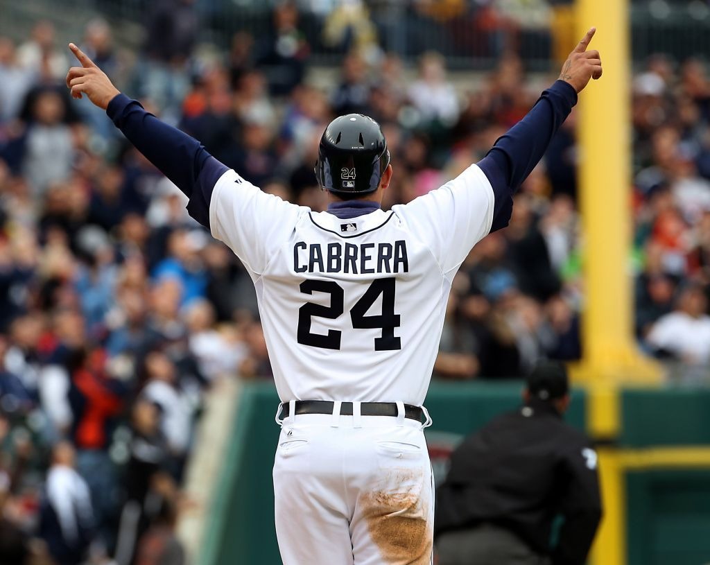 Miguel Cabrera conectó par de inatrapables y llegó a 3.118 hits