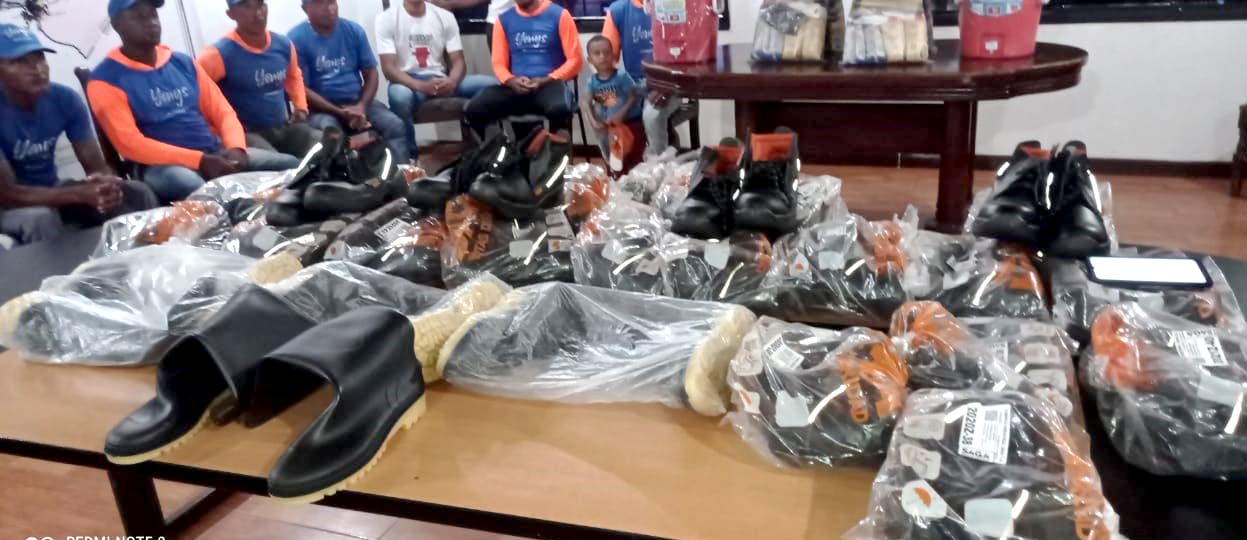 Realizan dotación a cuadrillas de limpieza en Sucre