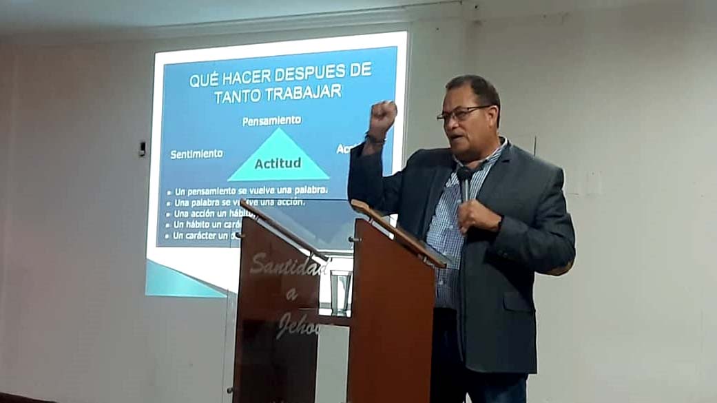 Asoempreca efectuó taller y entrega de reconocimientos