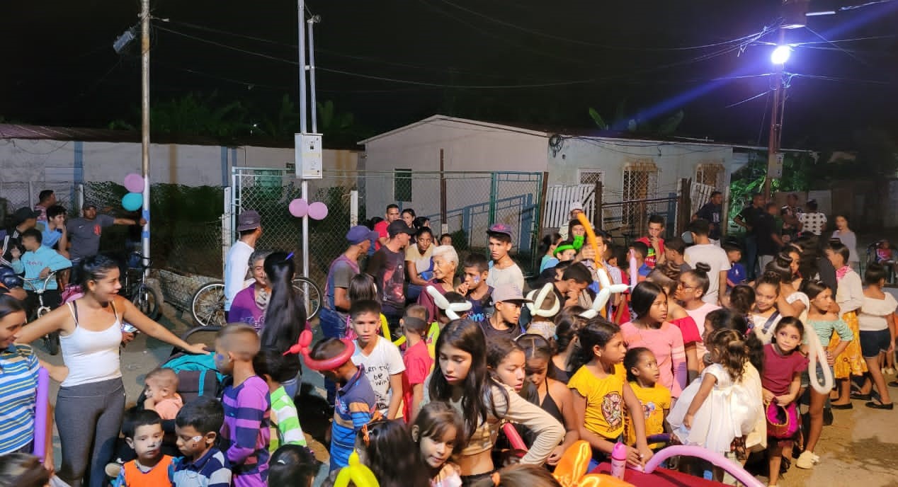 Actividad cultural en Cabimas regaló sonrisas a más de 30 niños