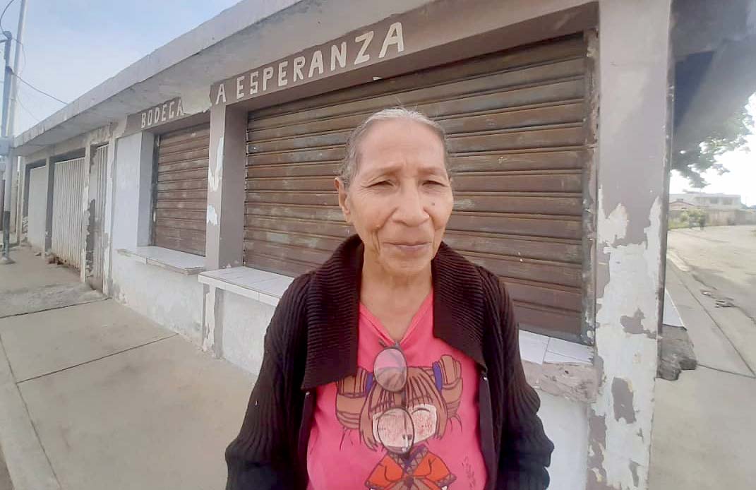 Familias de la calle Los Pinos en Cabimas 