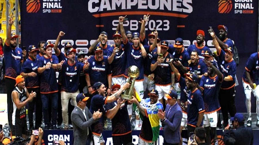 Gladiadores se coronó campeón de la Superliga Profesional de Baloncesto
