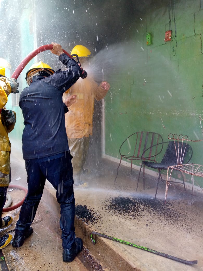 Incendio de 4 viviendas en el sector Cataneja II 