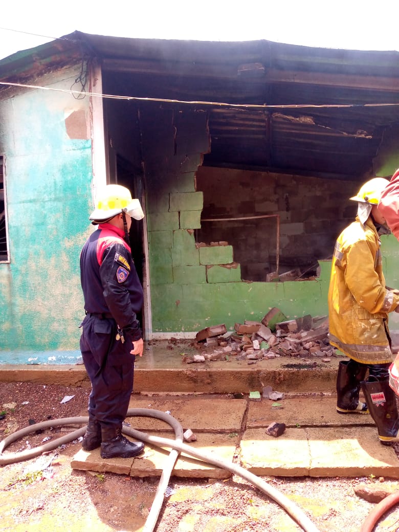 Incendio de 4 viviendas en el sector Cataneja II 