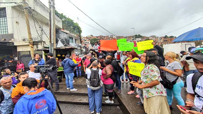 Afectos Al Chavismo Impidieron Marcha De María Corina Machado En Petare