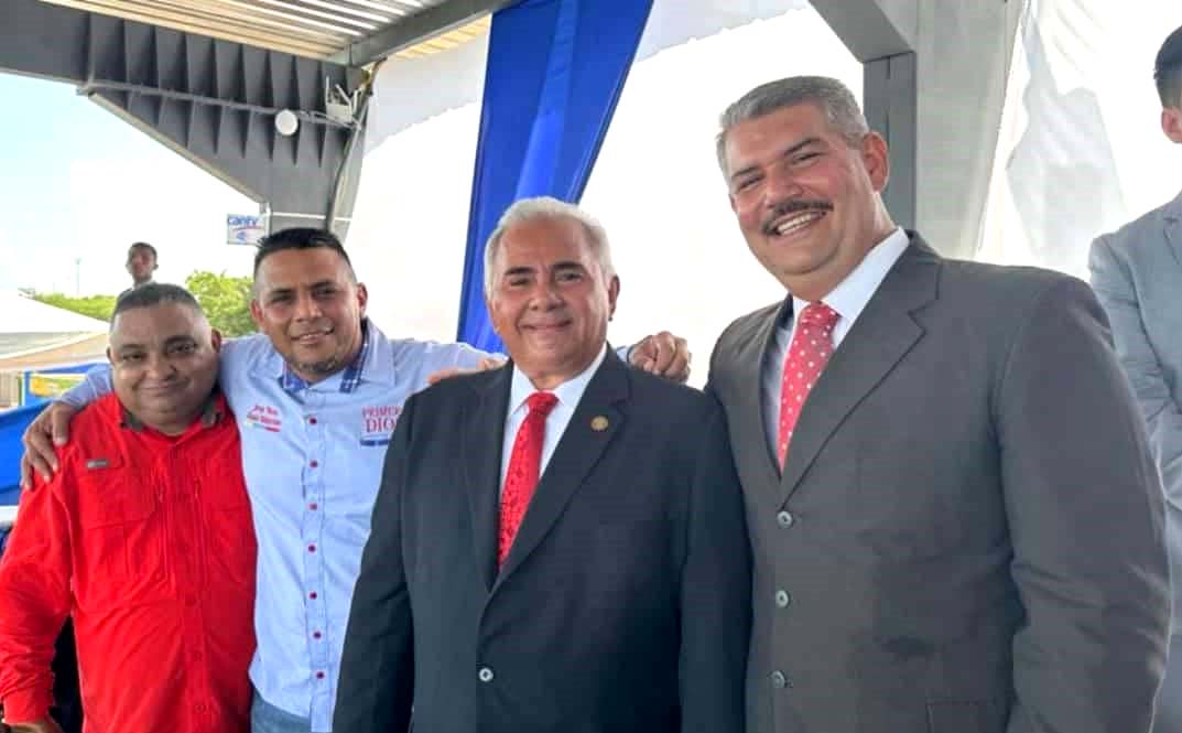 Miranda estuvo presente en Bicentenario de la Batalla Naval del Lago
