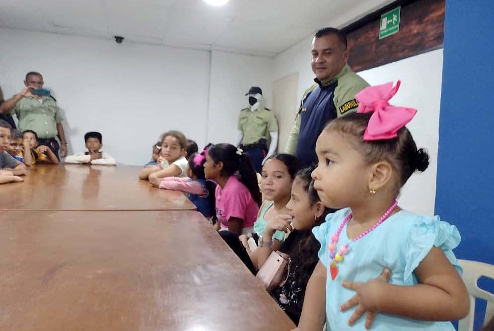 Pequeños Guardianes de la Patria PoliLagunillas