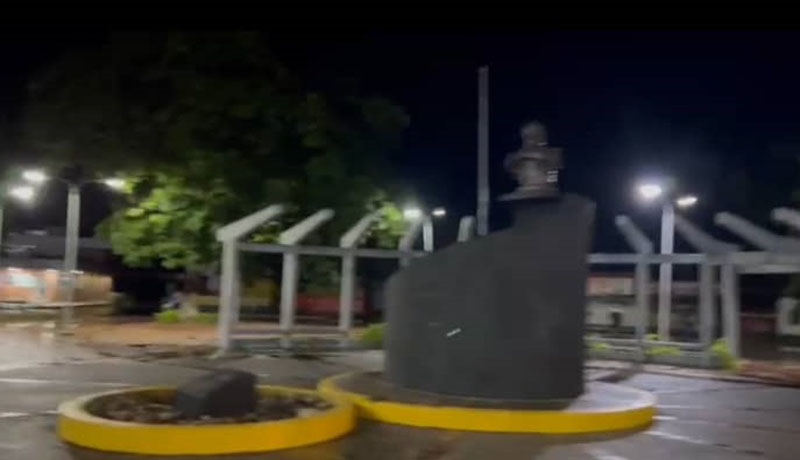 El alcalde de Lagunuillas, José Mosquera, anunció la optimización del sistema de alumbrado en la emblemática plaza Alonso de Ojeda o Rafael Urdaneta como parte de los planes de inversión social en este segundo semestre del año 2023.