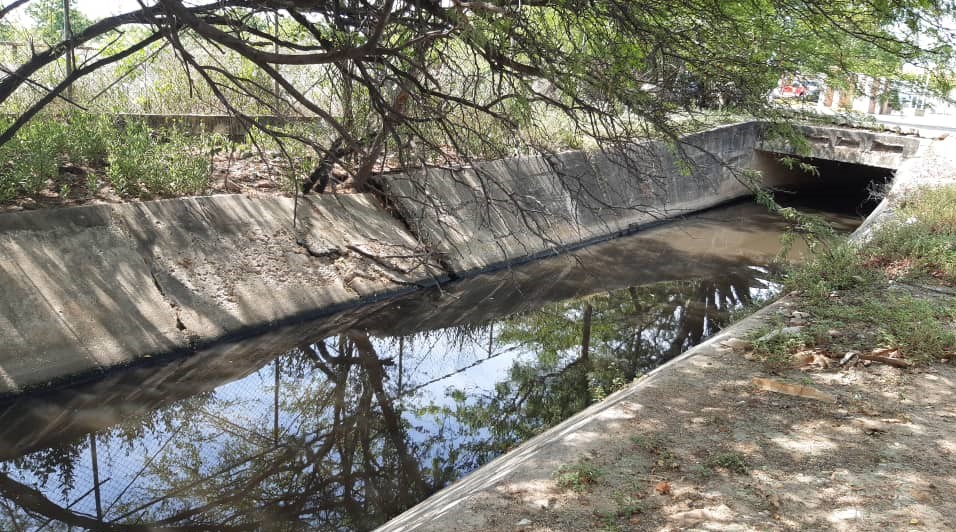 Sector La Vereda en Cabimas pide limpieza de drenaje