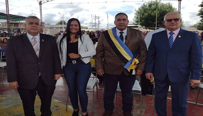 Valmore Rodriguez celebró 34 años de autnomia