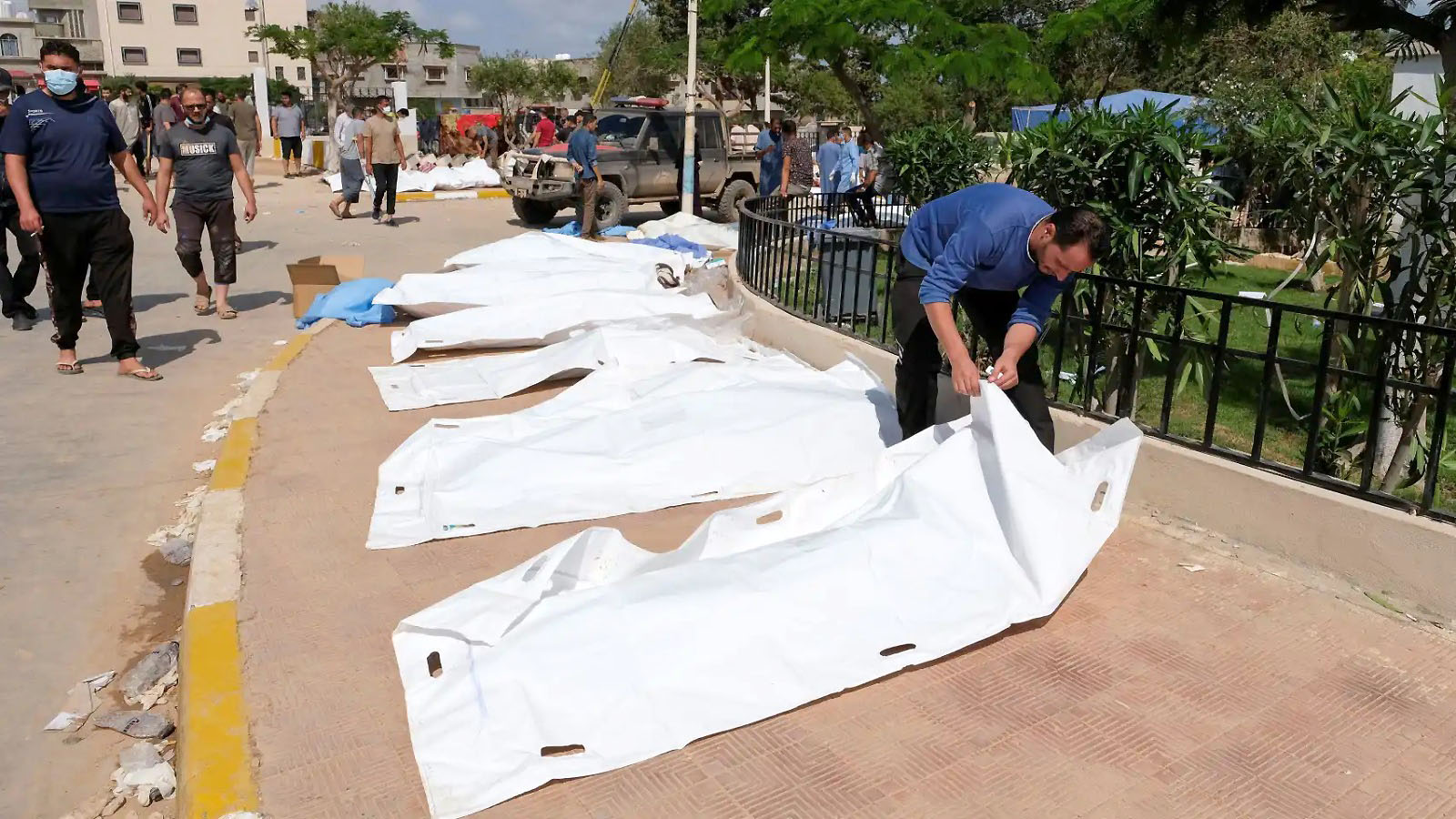 3 338 cuerpos han sido enterrados al norte de Libia 