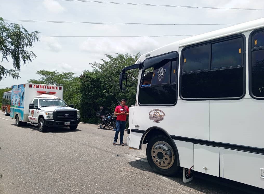 Registrado accidente entre unidades pesadas en el sector El Mecocal 
