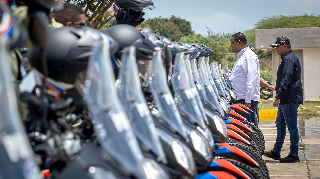 Alcalde Rafael Ramírez Colina entregó 20 nuevas motos