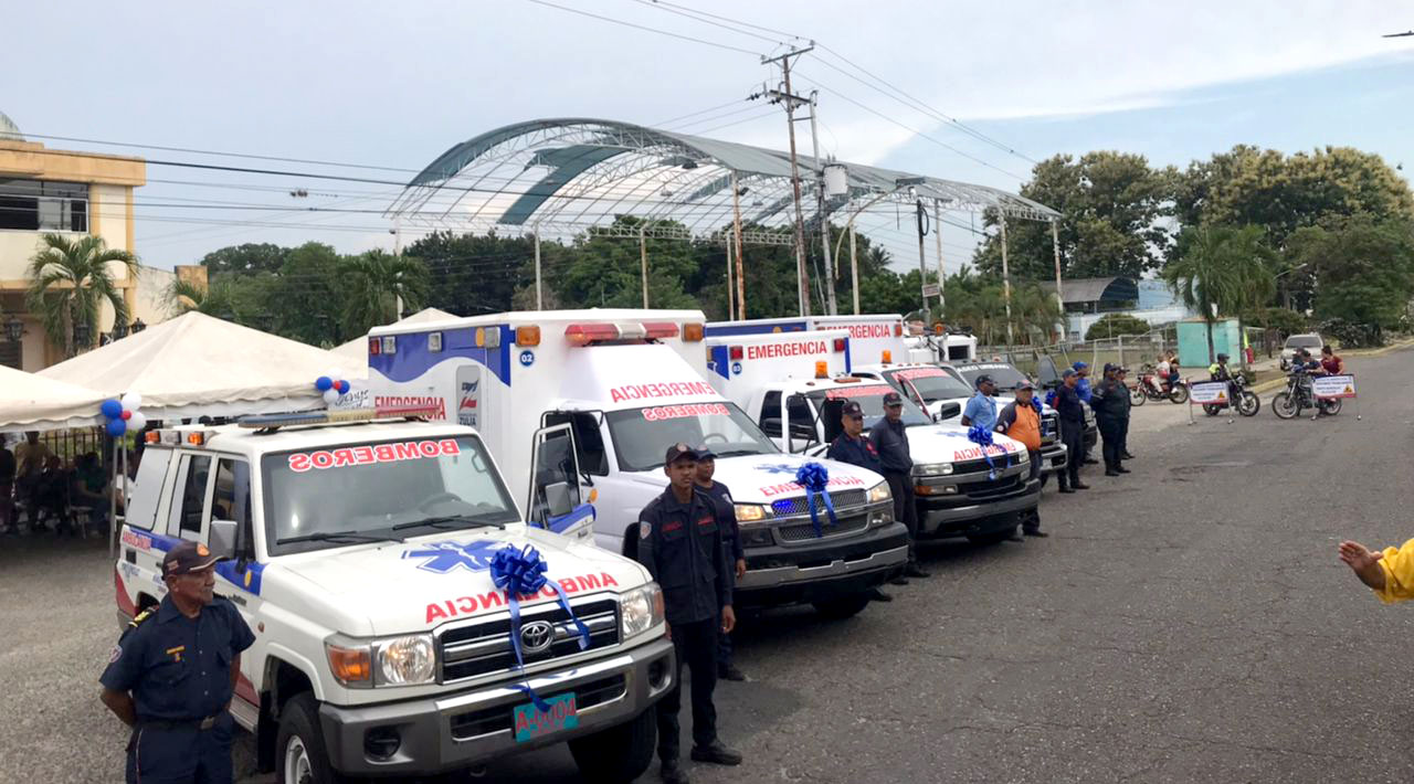 Alcaldía de Sucre entrega ambulancias