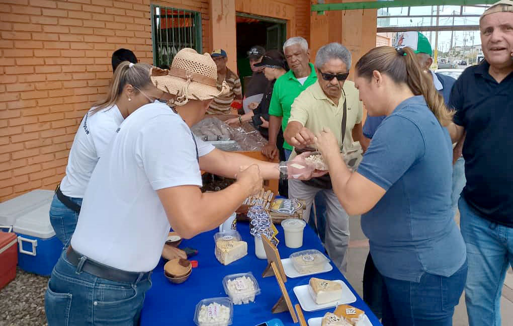 Alimentos en el sector Las Cabillas
