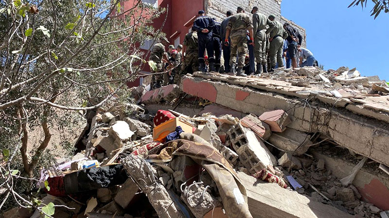 Ascienden a más de 2 mil el número de muertos por el terremoto en Marruecos