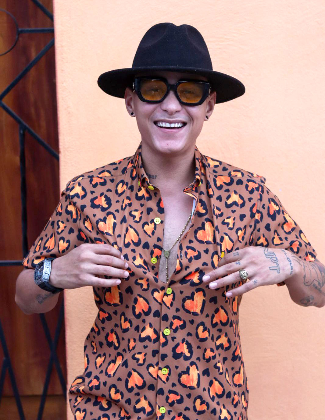 Delouis suena en Colombia con su primer sencillo Valledupar
