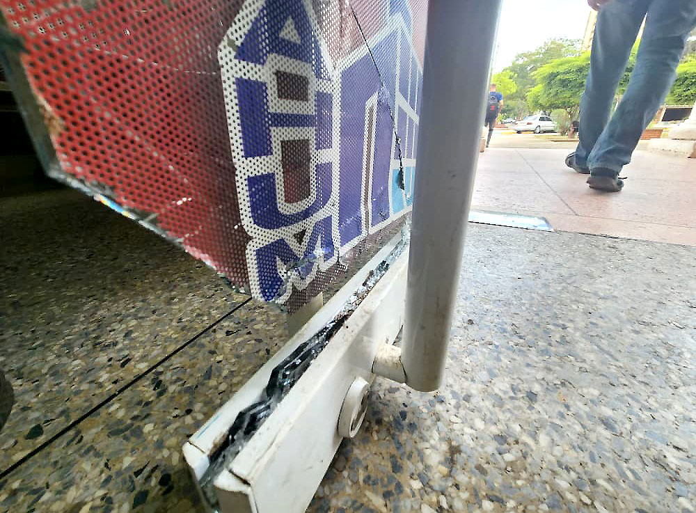 Detienen a hombre que arremetió contra la Maternidad Castillo Plaza