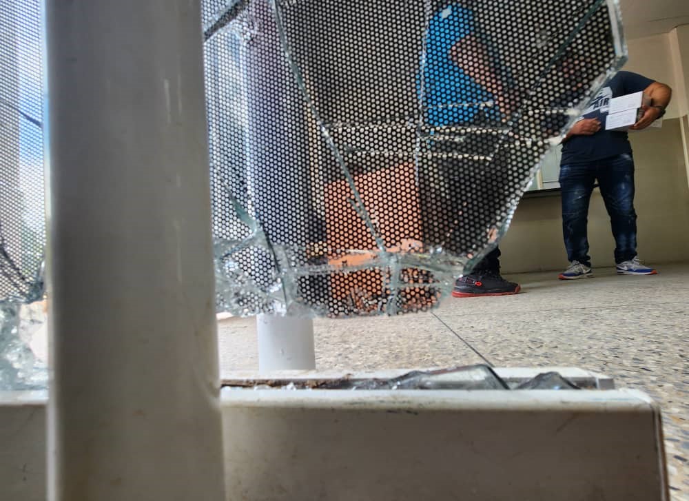 Detienen a hombre que arremetió contra la Maternidad Castillo Plaza