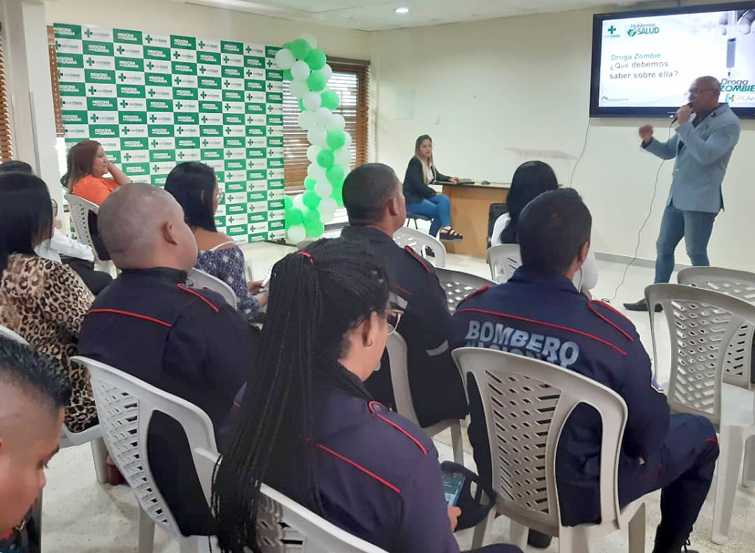 El Dr. Gustavo Grimán se encargó de impartir la charla sobre la Droga Zombie