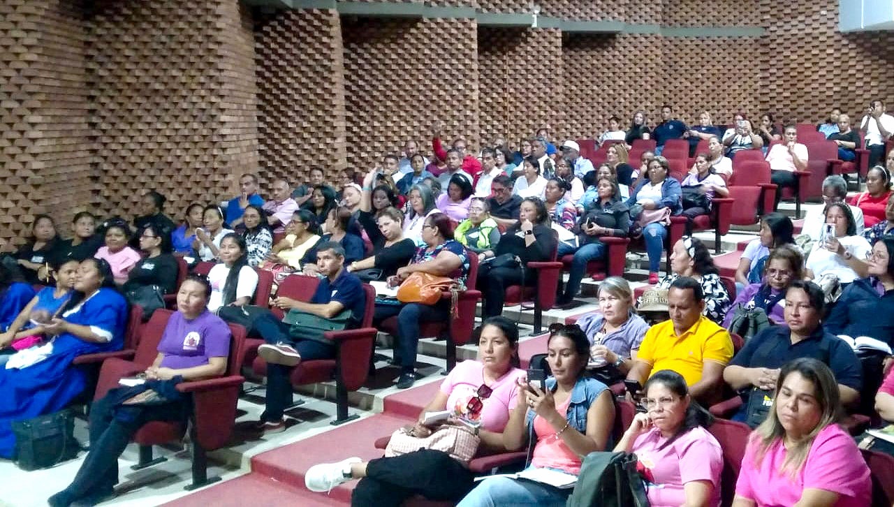 Docentes zulianos inician Plan de Formación Docente
