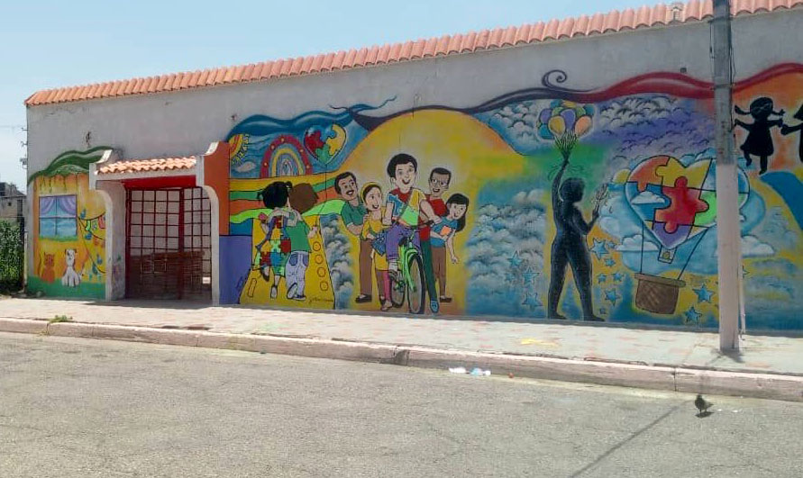  Fundación Raíces Creadoras mural dedicado a niños 