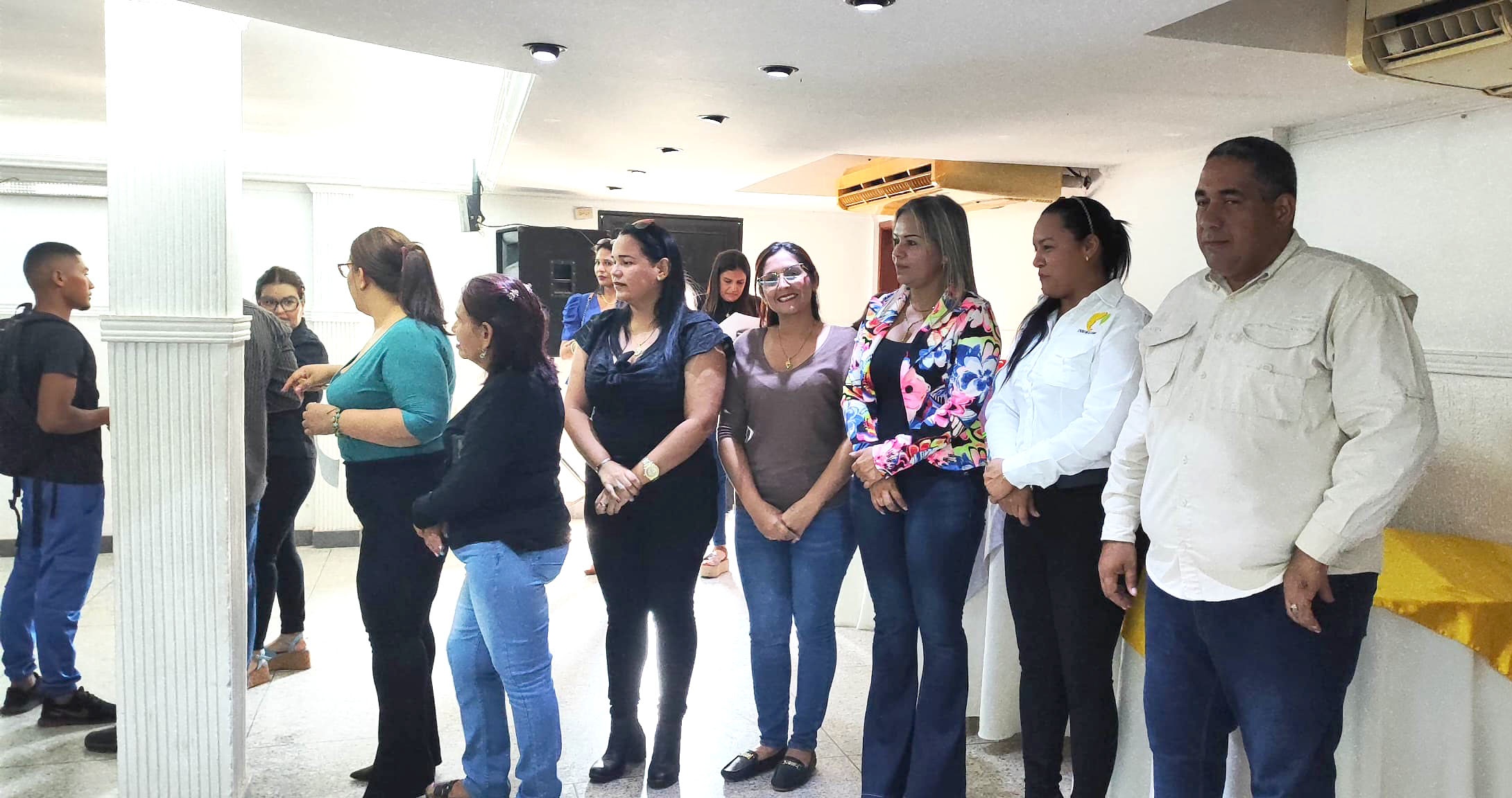 Programa Apadrina a un niño Valmore Rodríguez