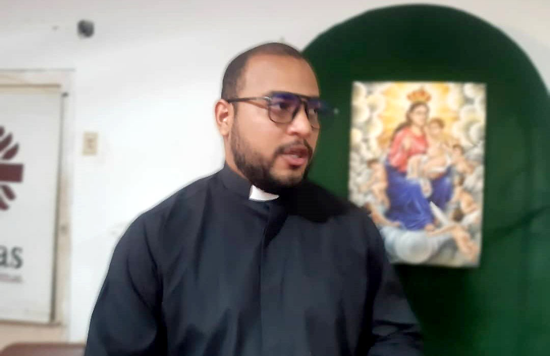 Todo listo para la bajada de la virgen del Rosario en Cabimas
