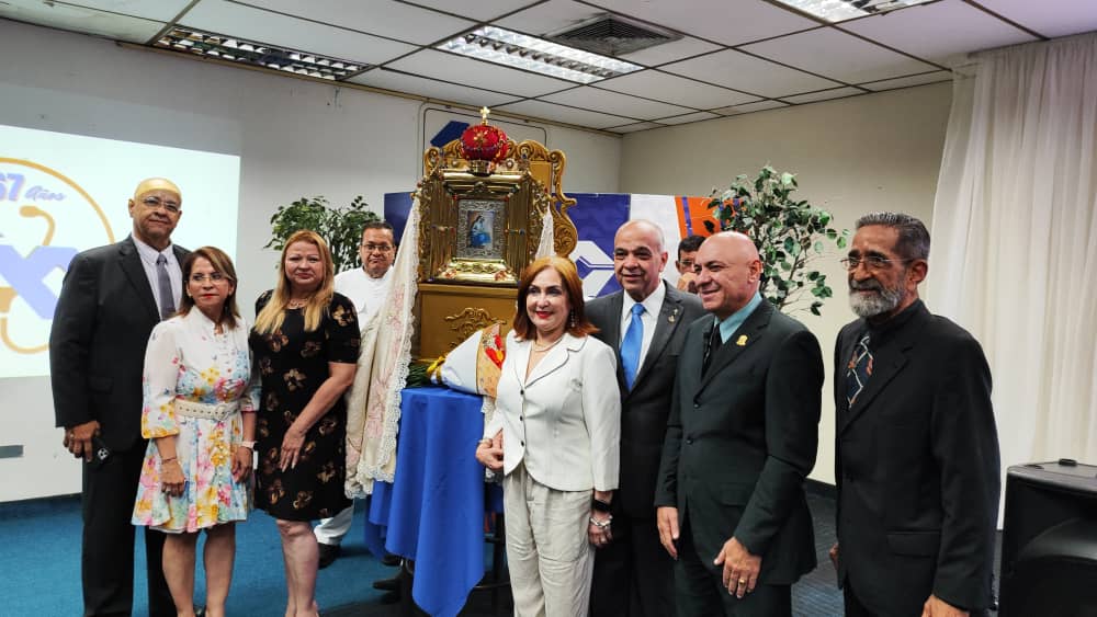 Alcalde Nabil Maalouf Centro Médico 