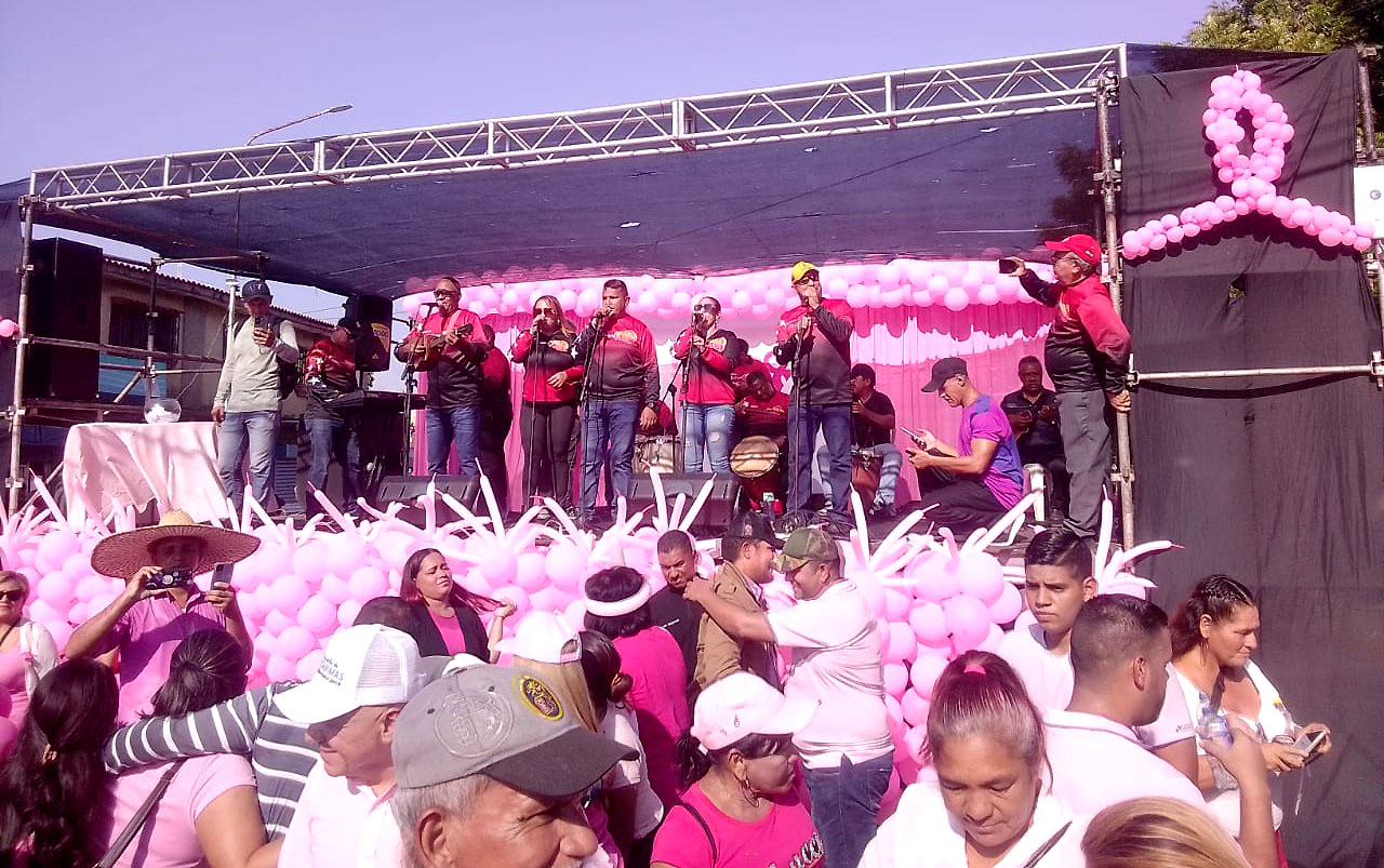 Éxito total I edición de la Gran Marea Rosa 3 Km