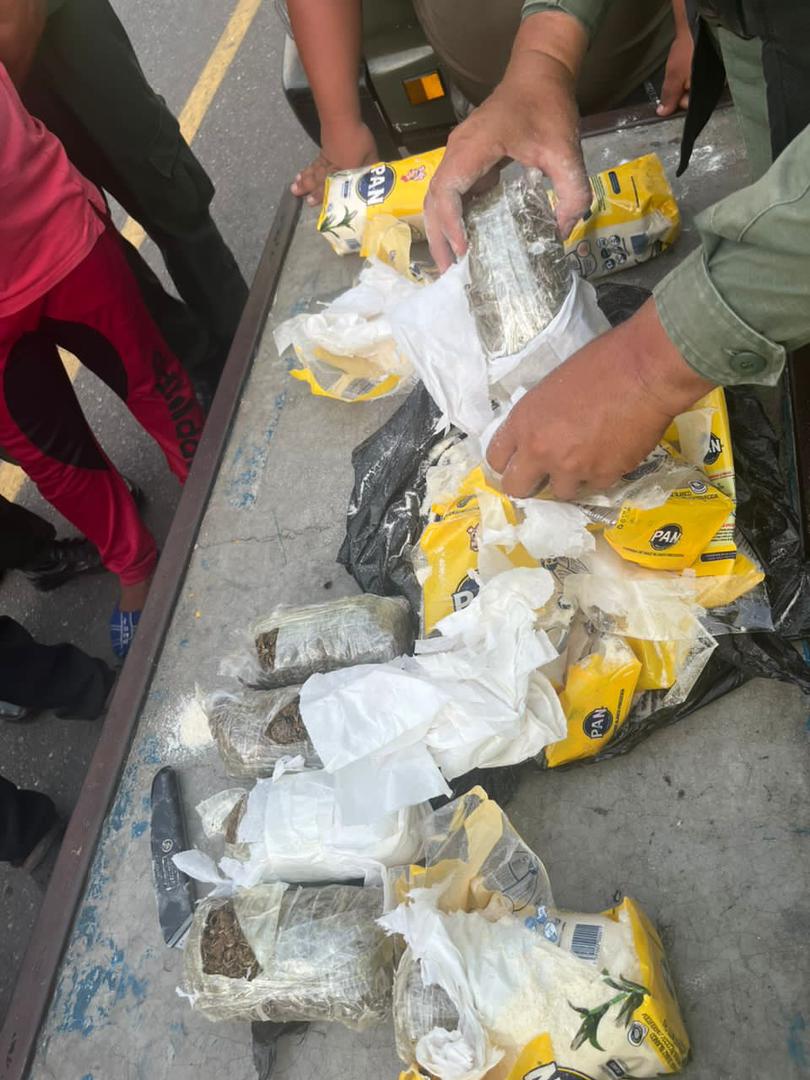 Hombre pretendía pasar droga en paquetes de Harina PAN
