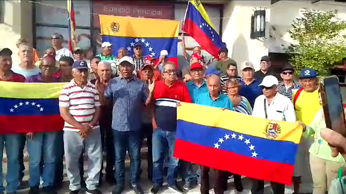 Jubilados petroleros siguen su lucha en Cabimas