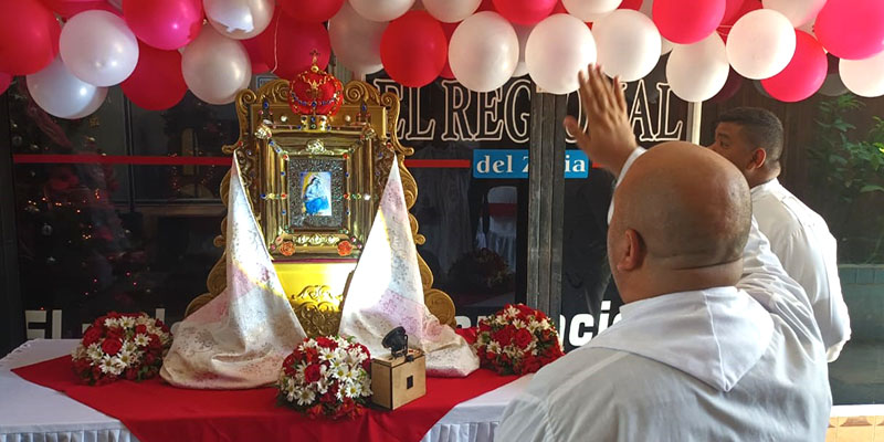 Virgen del Rosario llenó de bendiciones El Regional del Zulia 