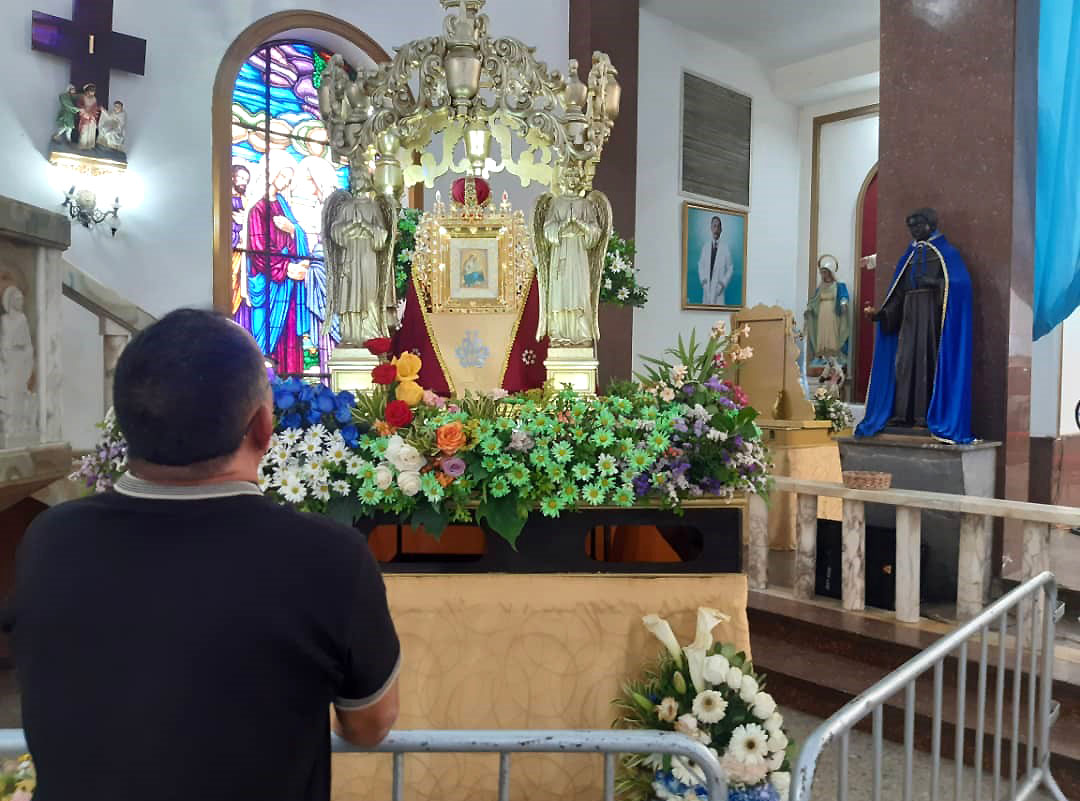 7 virgen del Rosario