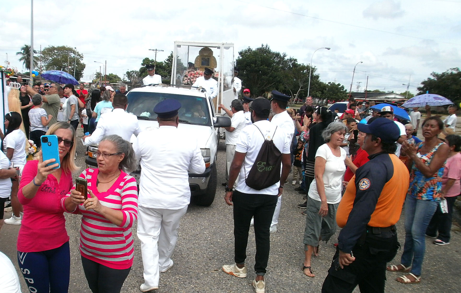La fe mariana se desbordó en Simón Bolívar Chinita