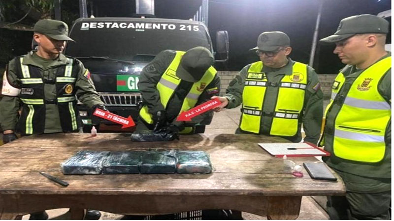 Detenidos autobuseros que iban a Caracas con más de 100 kilos de droga