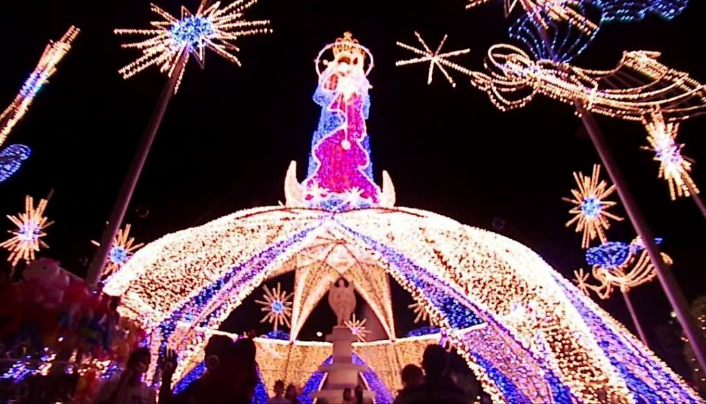 Este 3 de noviembre el Gobernador del estado Zulia, Manuel Rosales, aprieta el botón para el tradicional Encendido de Bella Vista, evento que marca el inicio de las festividades en honor a Nuestra Señora del Rosario de Chiquinquirá y la Navidad.
