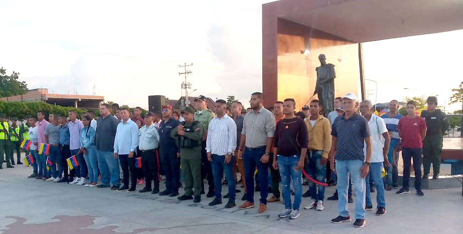 FANB realizó gran arriada de bandera 